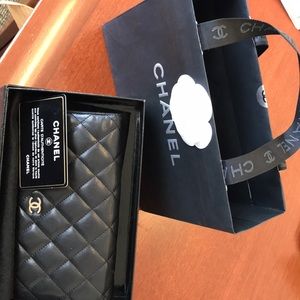 Chanel wallet